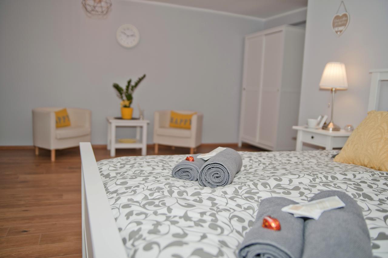 Хостел Grey House Вроцлав Экстерьер фото